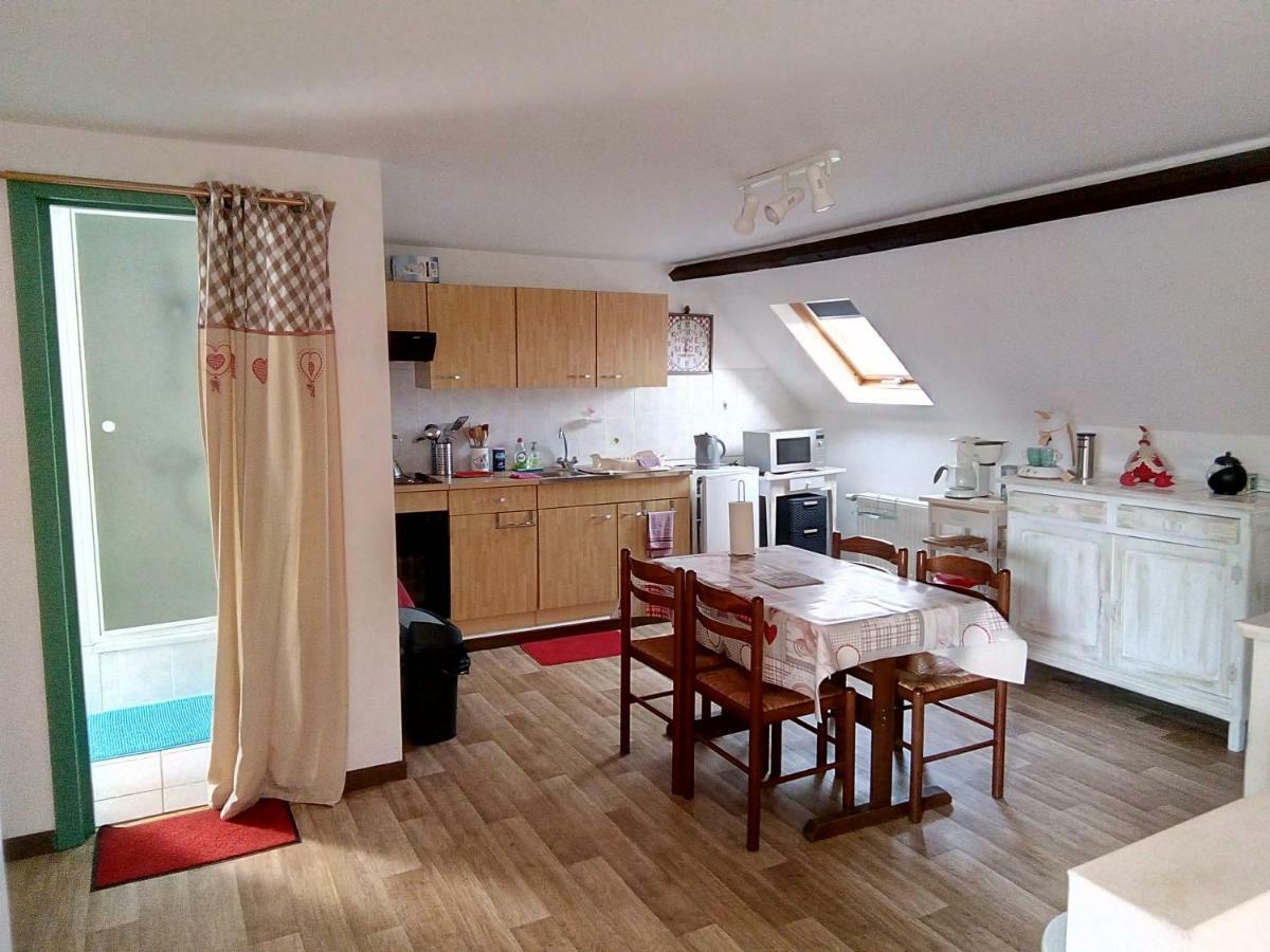 Au Trieu Hotel Wannebecq Luaran gambar