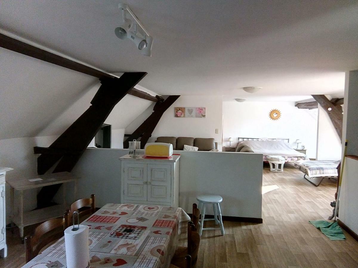 Au Trieu Hotel Wannebecq Luaran gambar